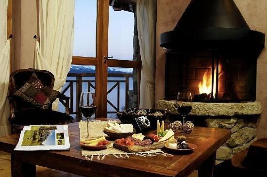 Lirolay Suites - Apart Hotel San Carlos de Bariloche Exterior photo